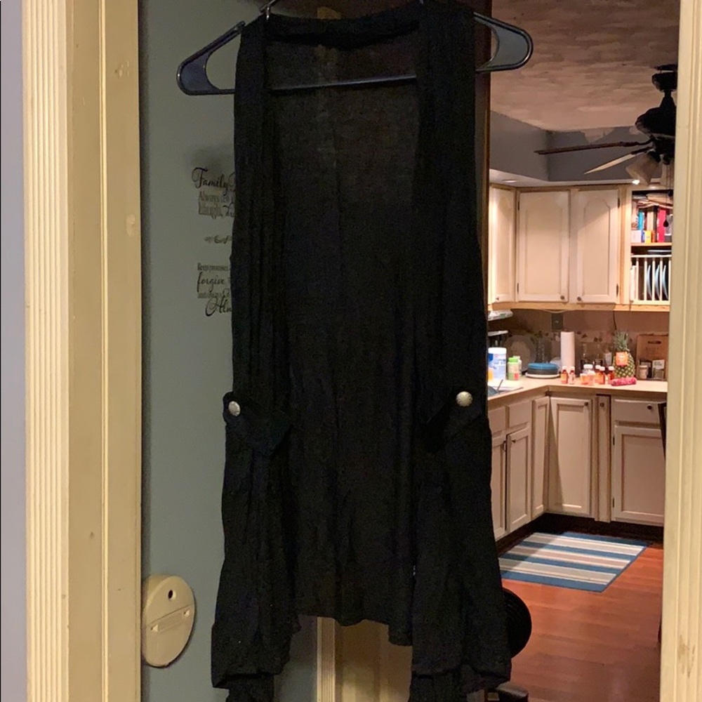 Sleeveless cardigan